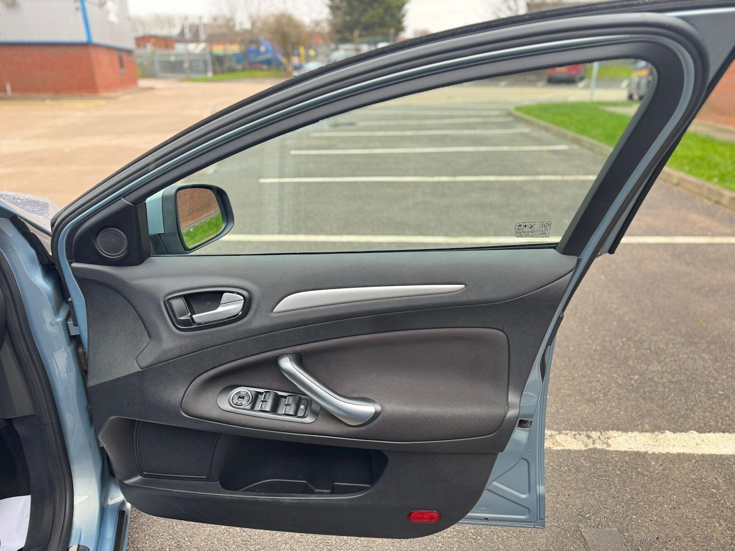 Used Ford Mondeo 2010 for sale - 77538130: Photo 16