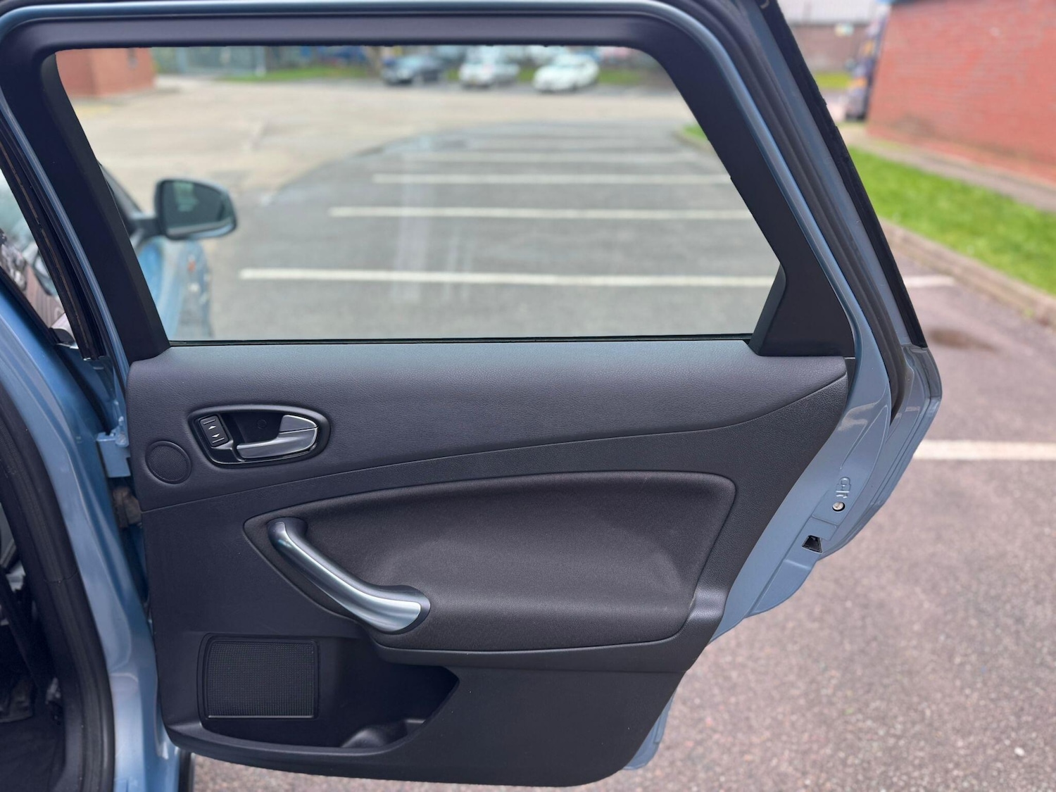 Used Ford Mondeo 2010 for sale - 77538130: Photo 24