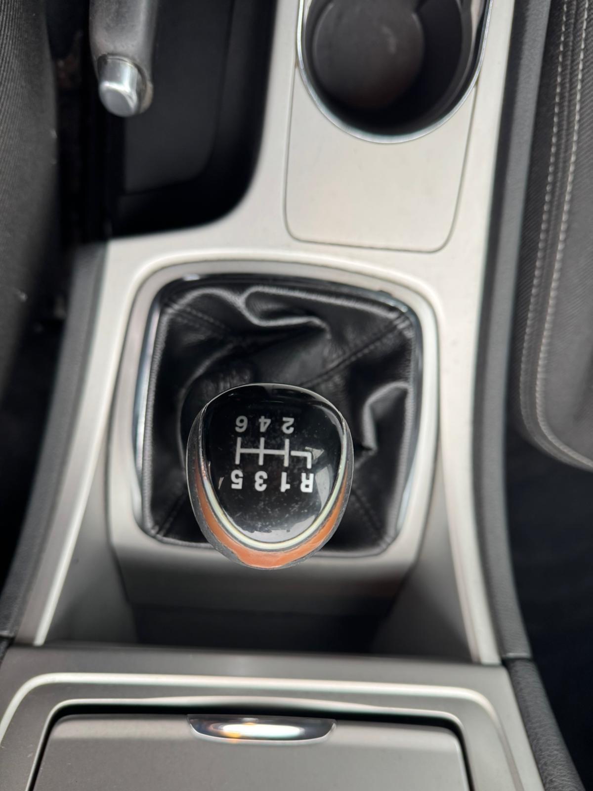 Used Ford Mondeo 2010 for sale - 77538130: Photo 25