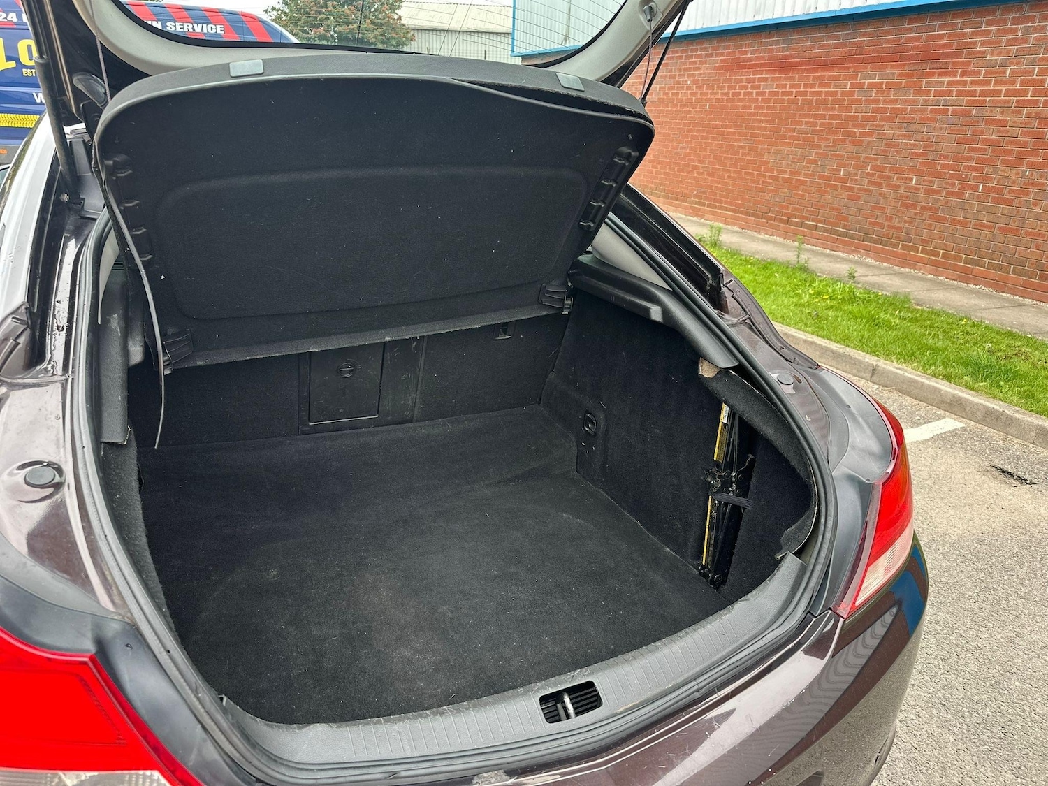 Vehicle 28