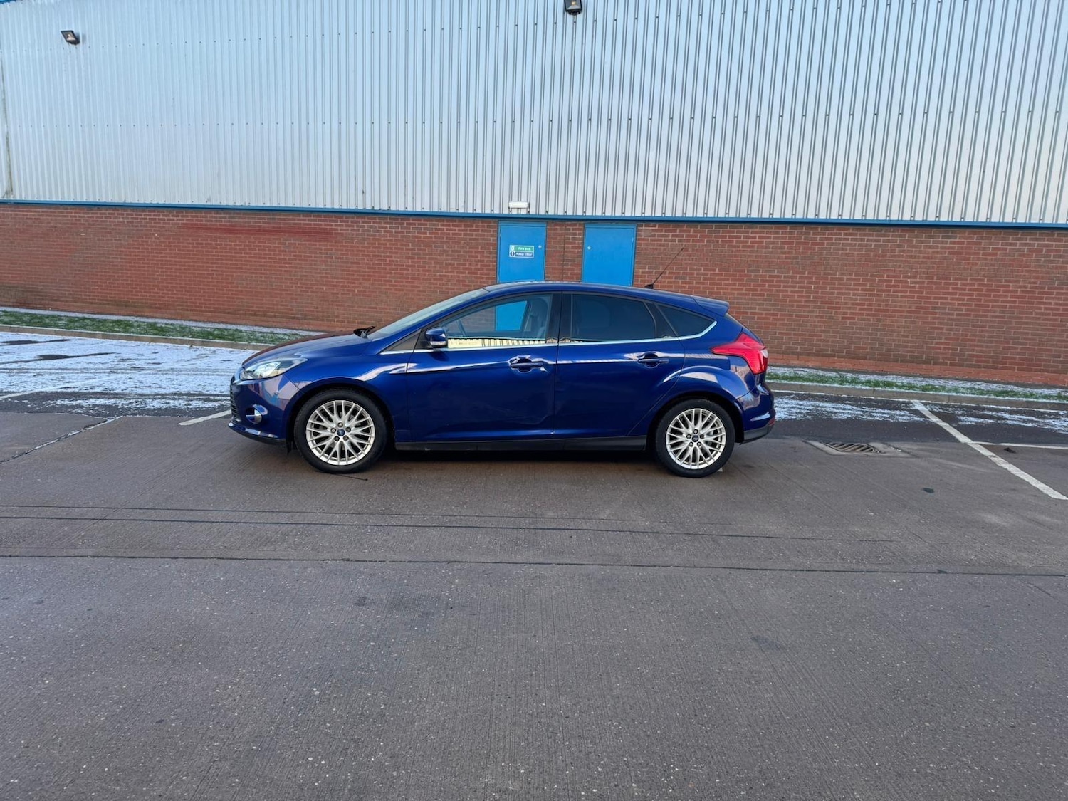 Used Ford Focus 2014 for sale - 77120620: Photo 3