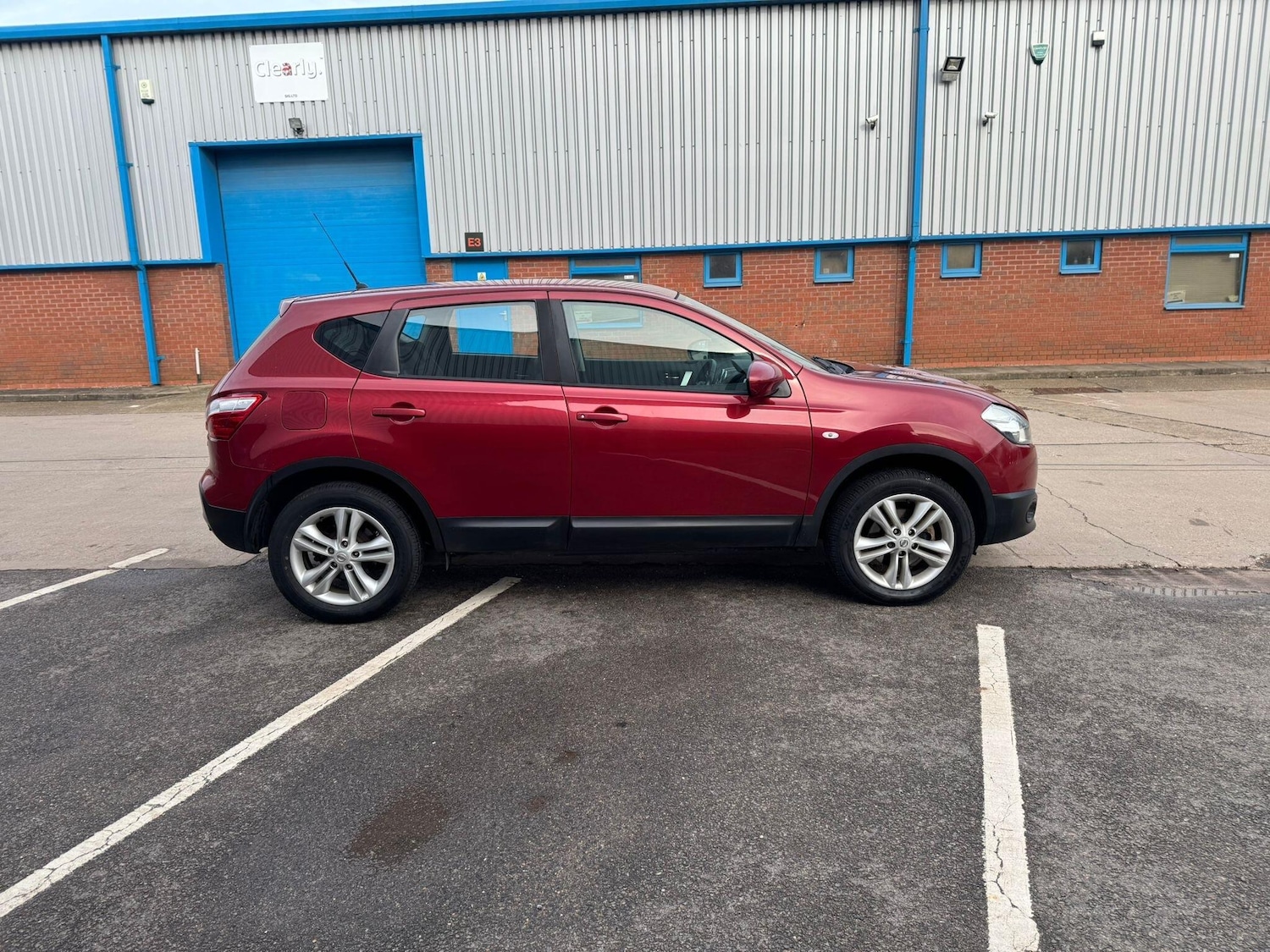 Used Nissan Qashqai 2013 for sale - 77633832: Photo 4