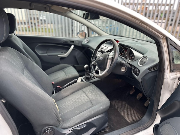 Used Ford Fiesta 2010 for sale - 73151204: Photo 13