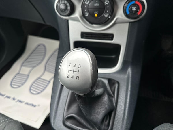 Used Ford Fiesta 2010 for sale - 73151204: Photo 21