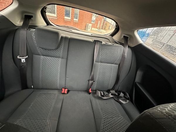 Used Ford Fiesta 2010 for sale - 73151204: Photo 23