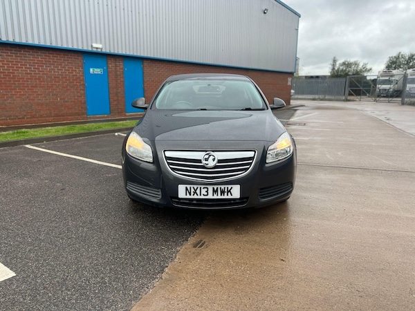 Used Vauxhall Insignia 2013 for sale - 76060184: Photo 1