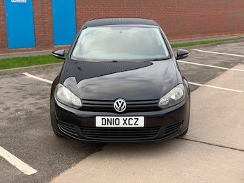 Used Volkswagen Golf 2010 for sale - 77074631: Photo