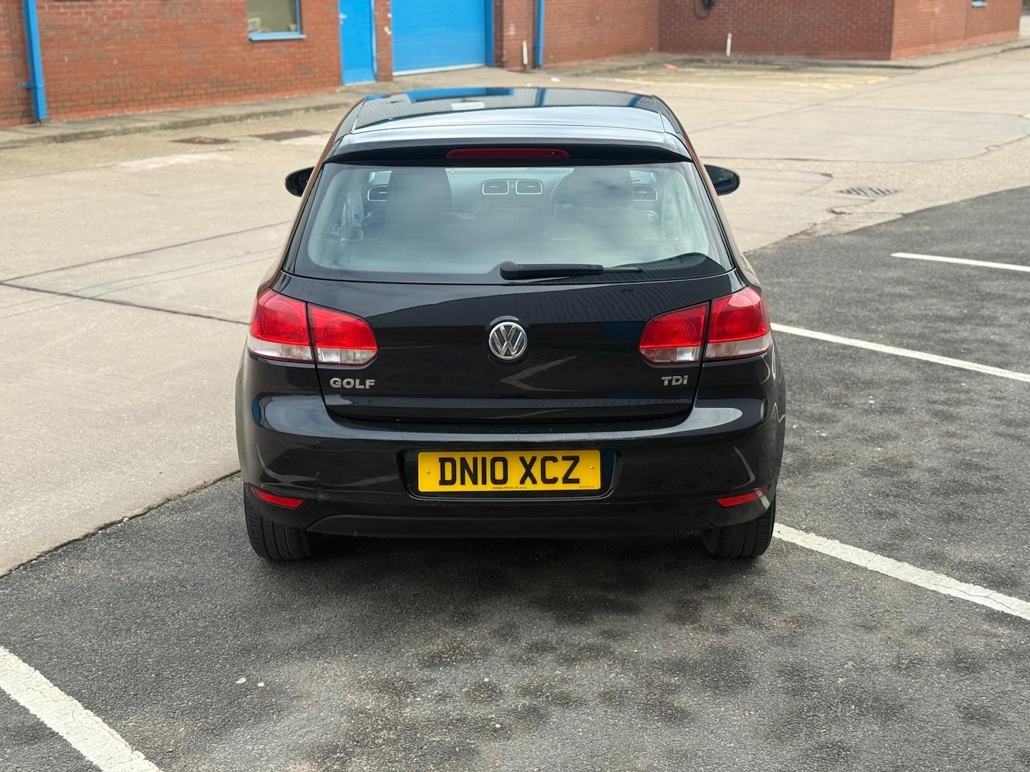 Used Volkswagen Golf 2010 for sale - 77074631: Photo 2