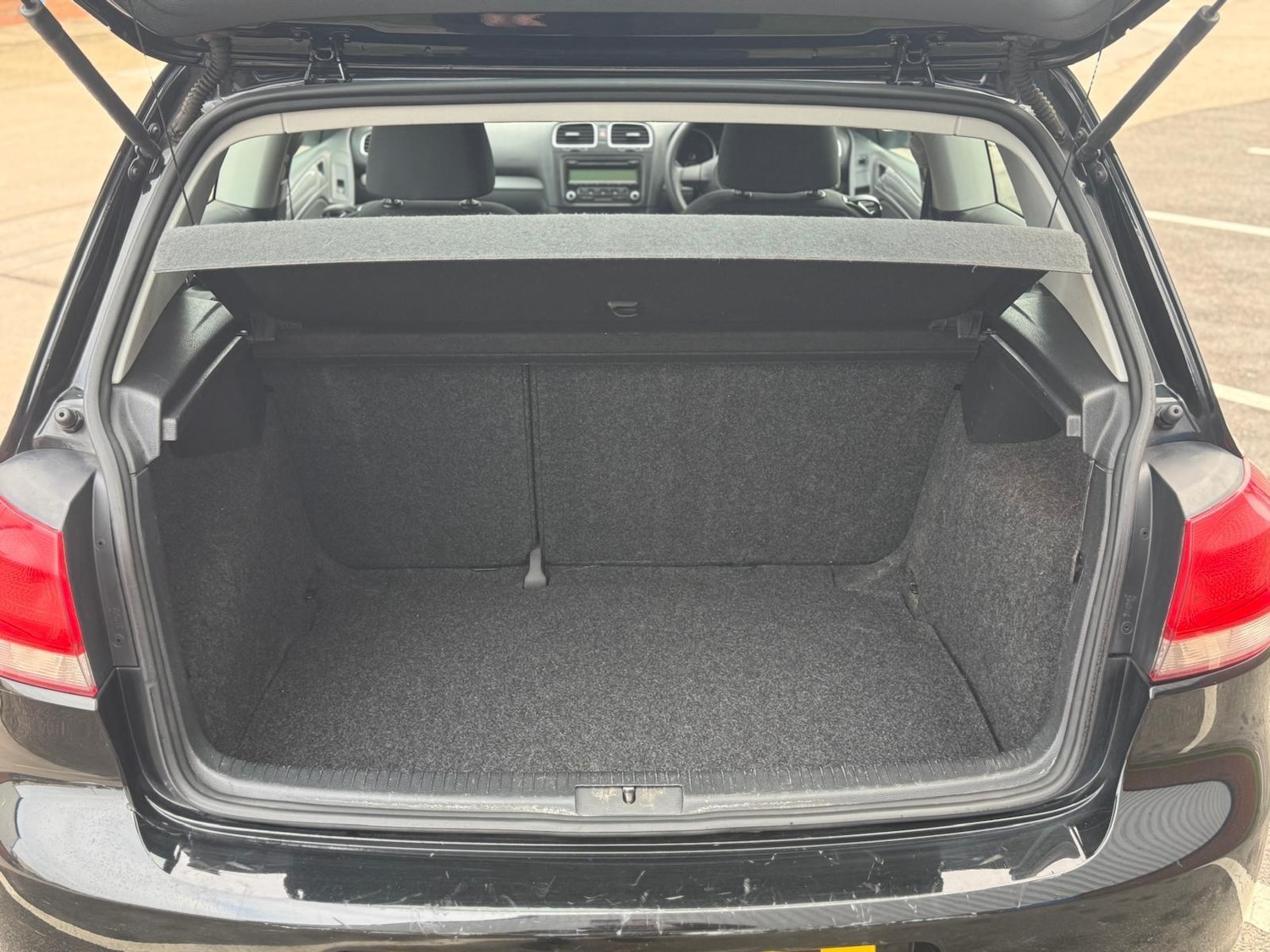 Used Volkswagen Golf 2010 for sale - 77074631: Photo 24