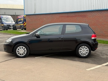 Used Volkswagen Golf 2010 for sale - 77074631: Photo