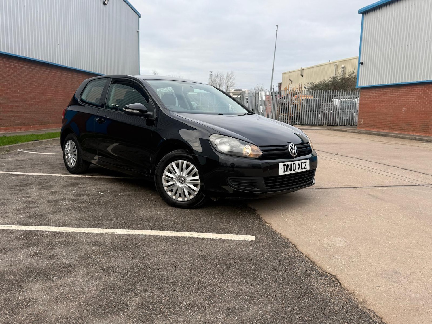 Used Volkswagen Golf 2010 for sale - 77074631: Photo 6