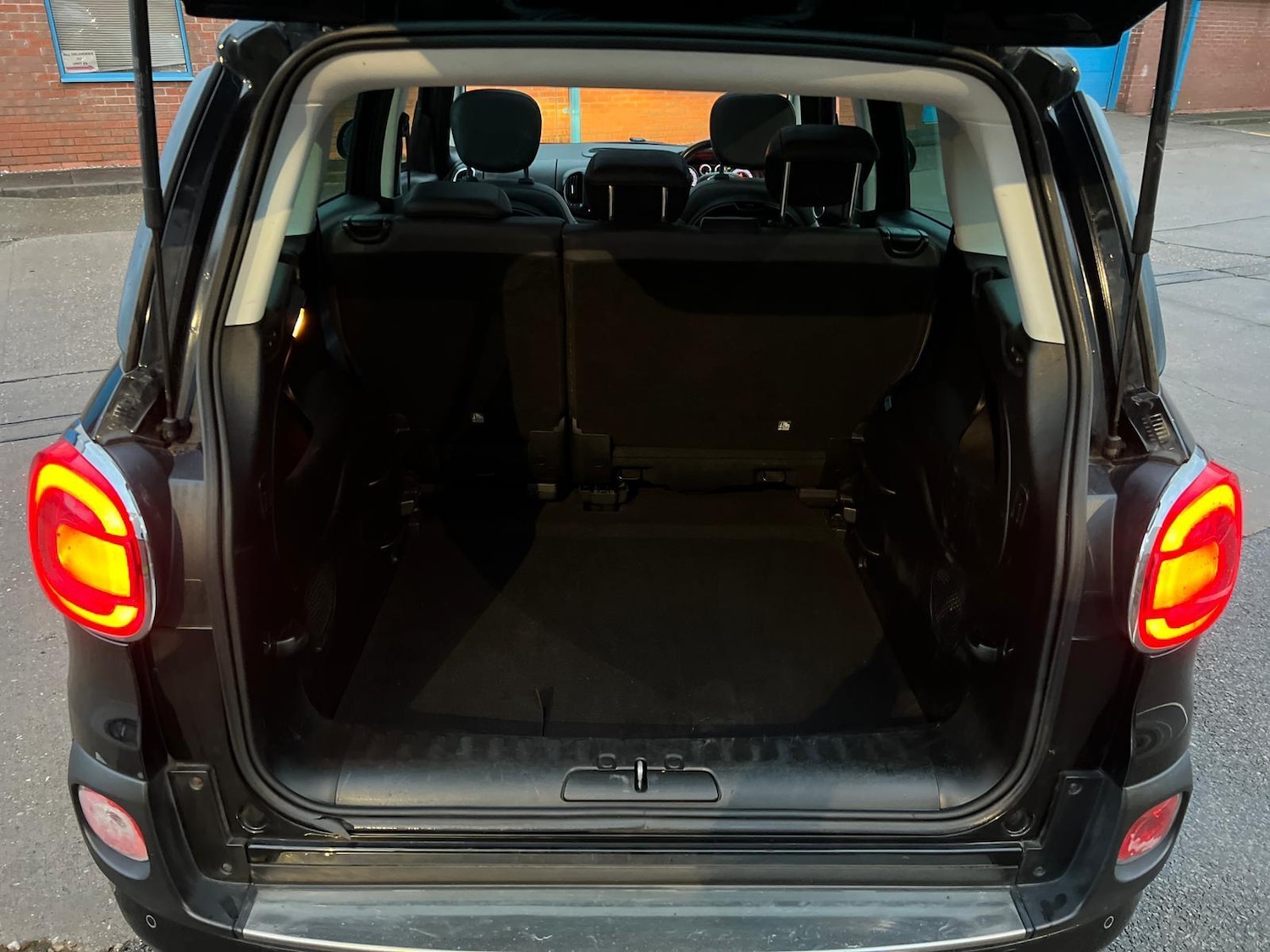 Used Fiat 500L 2015 for sale - 76850424: Photo 15