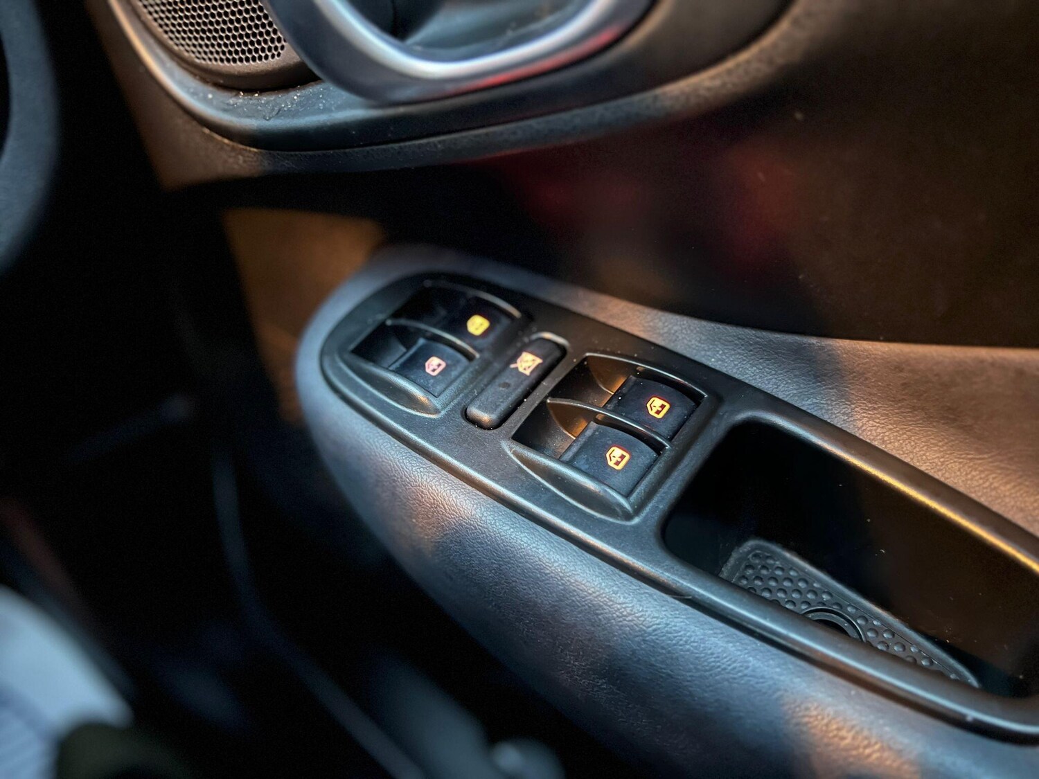 Used Fiat 500L 2015 for sale - 76850424: Photo 23