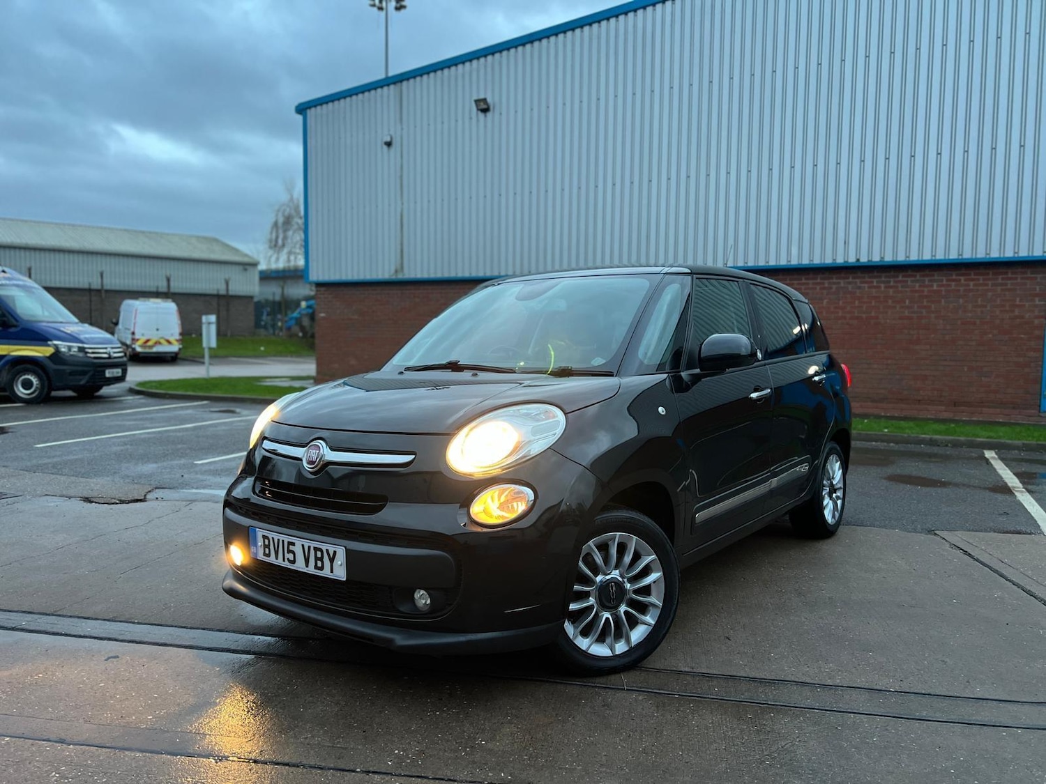 Used Fiat 500L 2015 for sale - 76850424: Photo 7