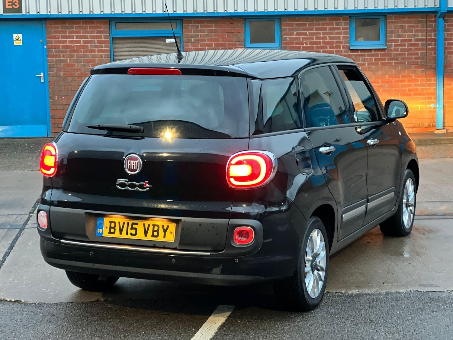 Used Fiat 500L 2015 for sale - 76850424: Photo 9