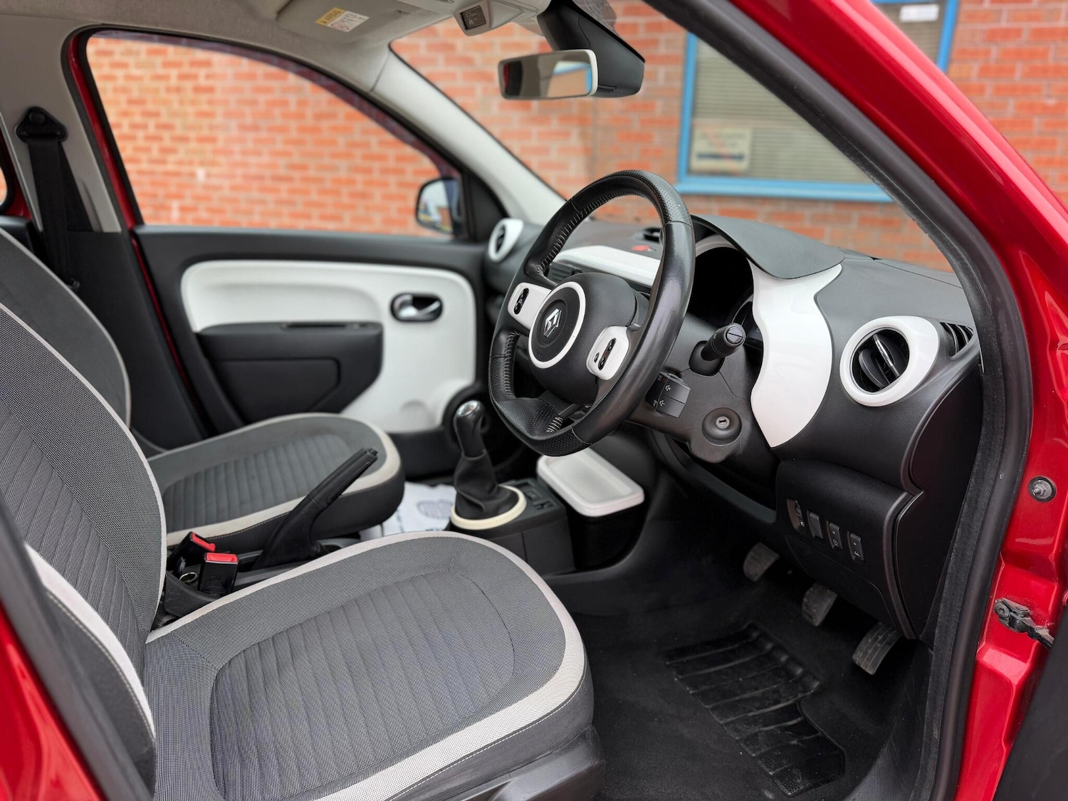 Used Renault Twingo 2014 for sale - 78100780: Photo 17