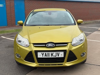 (11) - 1.6 TDCi Titanium X Euro 5 (s/s) 5dr