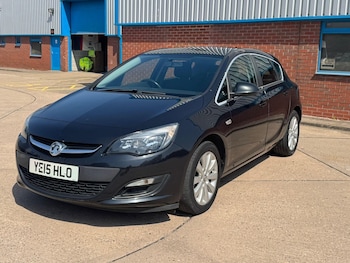 Used Vauxhall Astra 2015 for sale - 79601507: Photo
