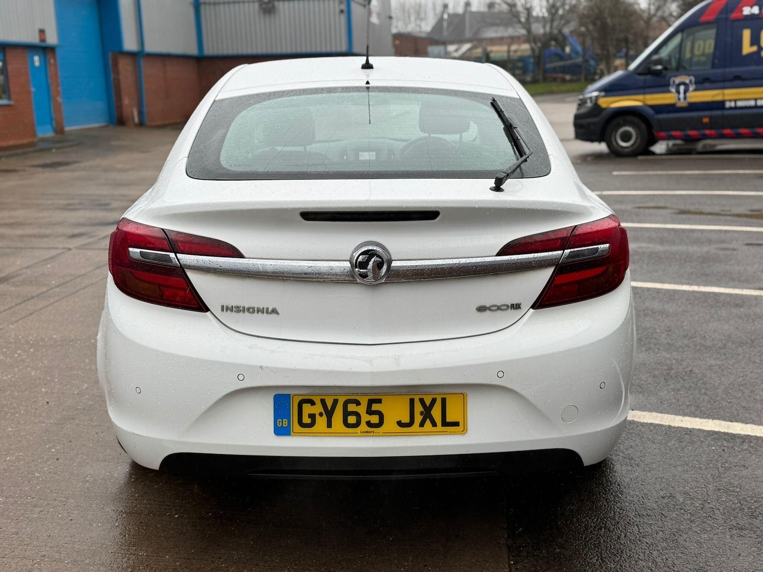 Used Vauxhall Insignia 2015 for sale - 77386275: Photo 2