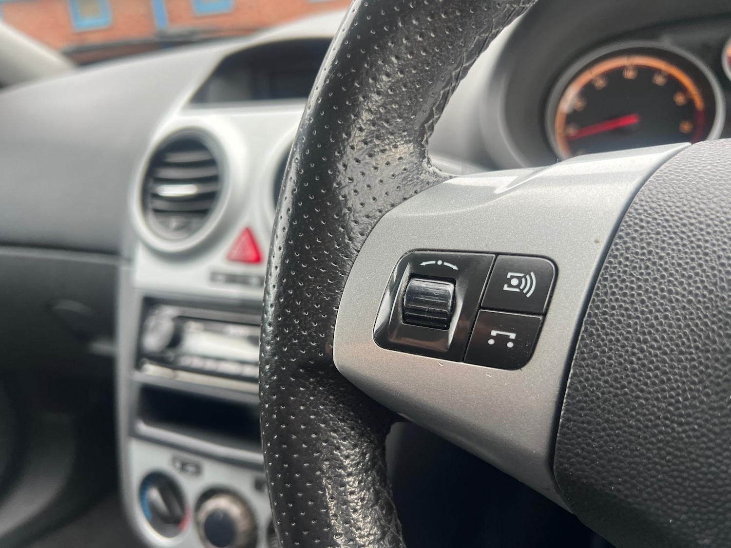 Used Vauxhall Corsa 2010 for sale - 76632754: Photo 21