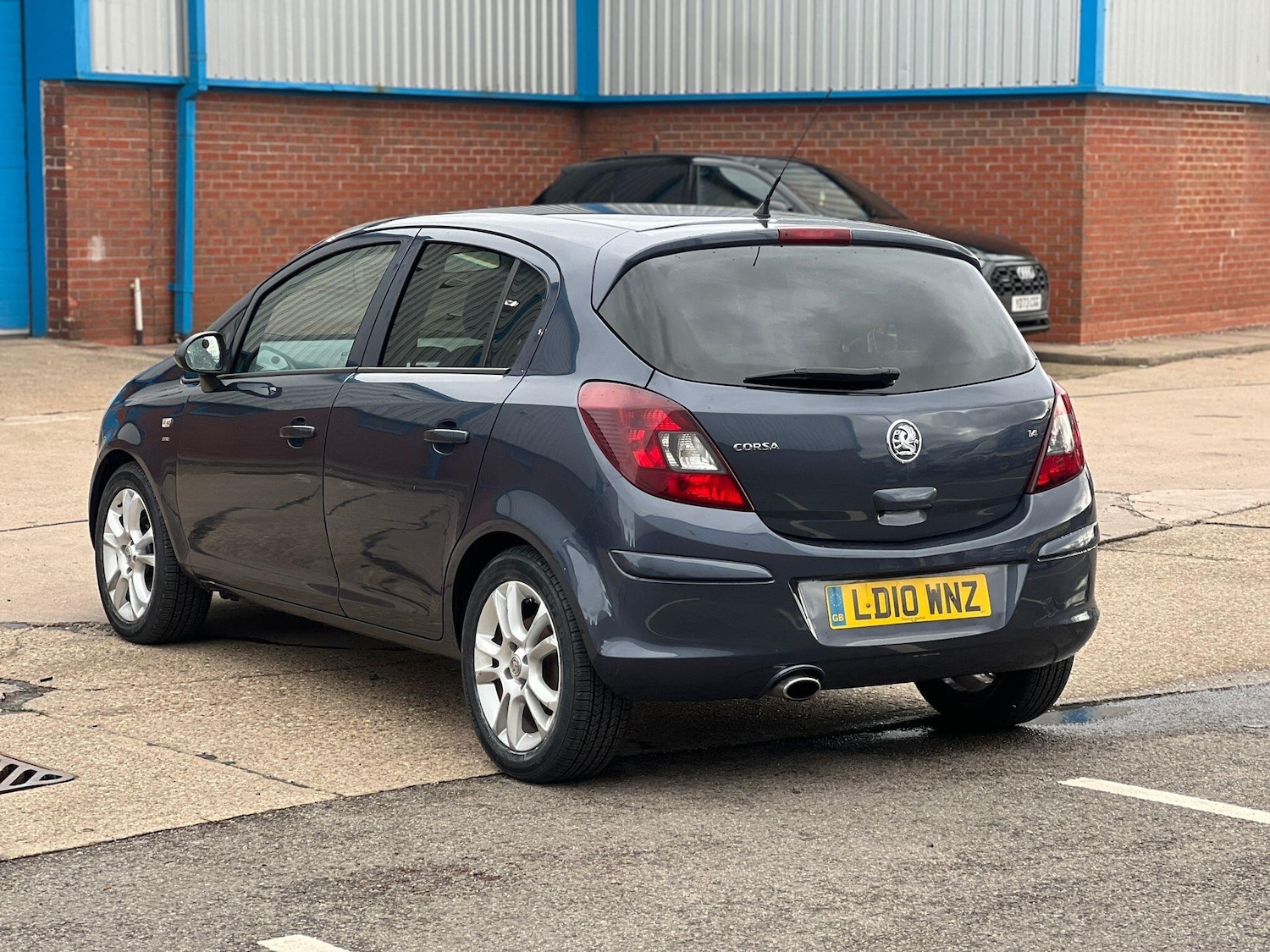 Used Vauxhall Corsa 2010 for sale - 76632754: Photo 5