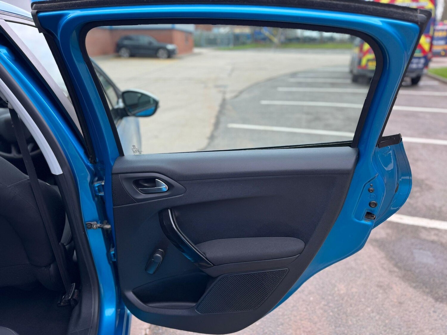 Used Peugeot 208 2013 for sale - 78058650: Photo 17