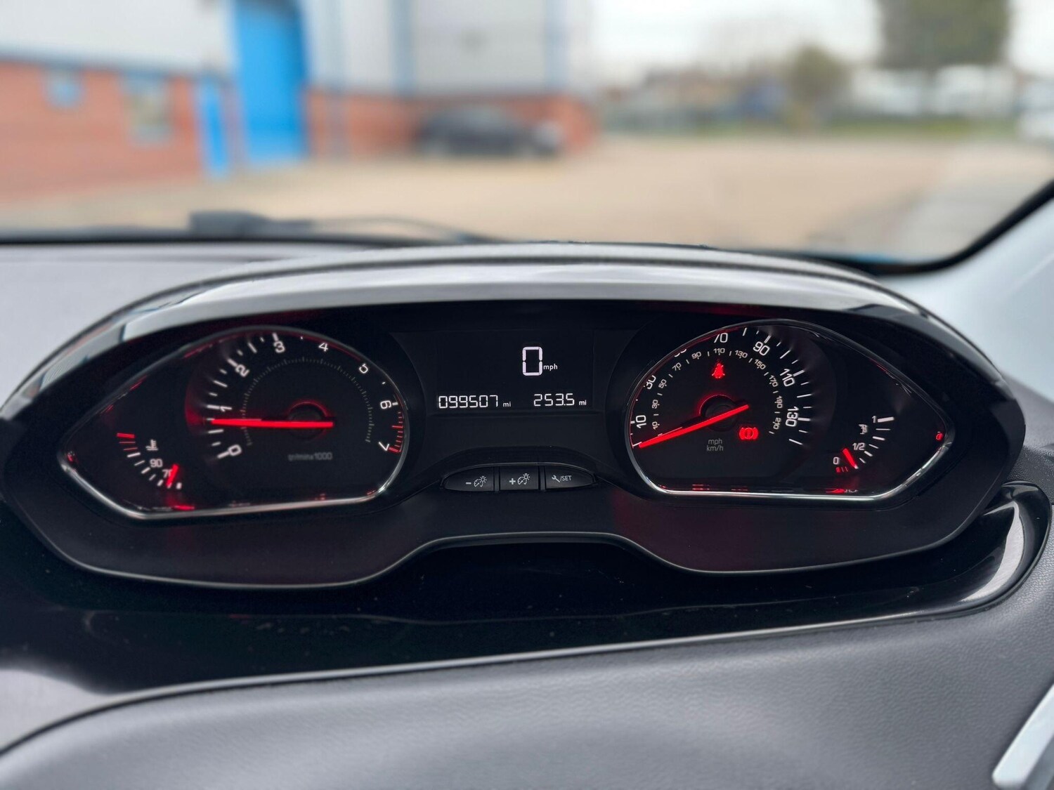 Used Peugeot 208 2013 for sale - 78058650: Photo 21