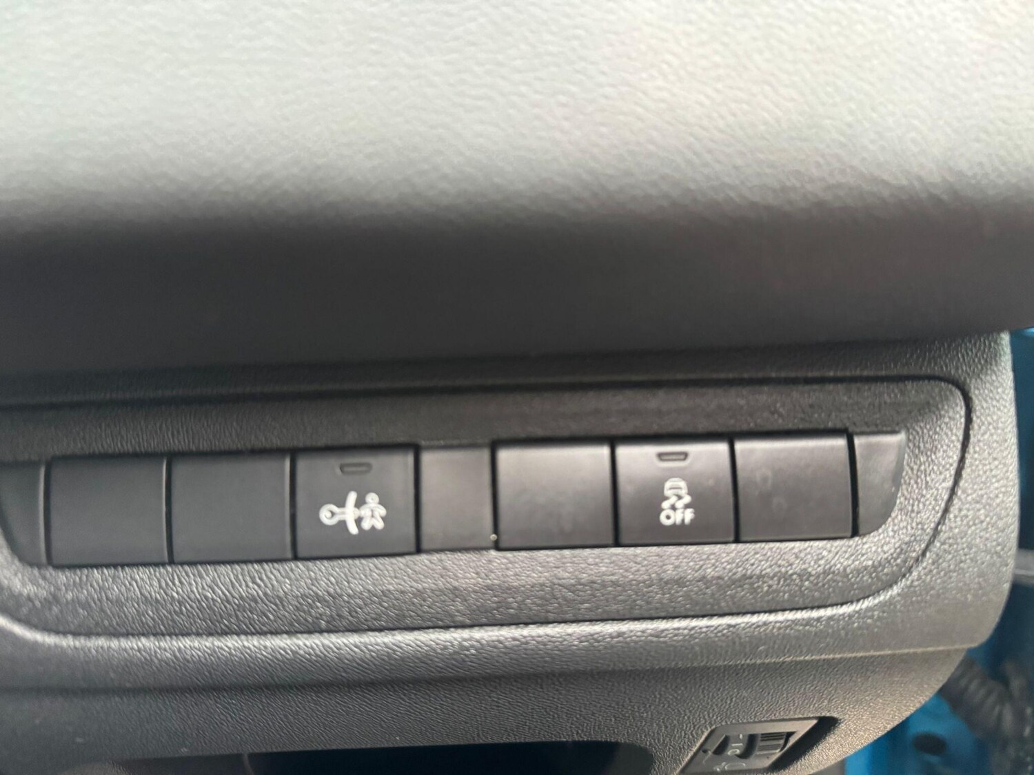 Used Peugeot 208 2013 for sale - 78058650: Photo 22