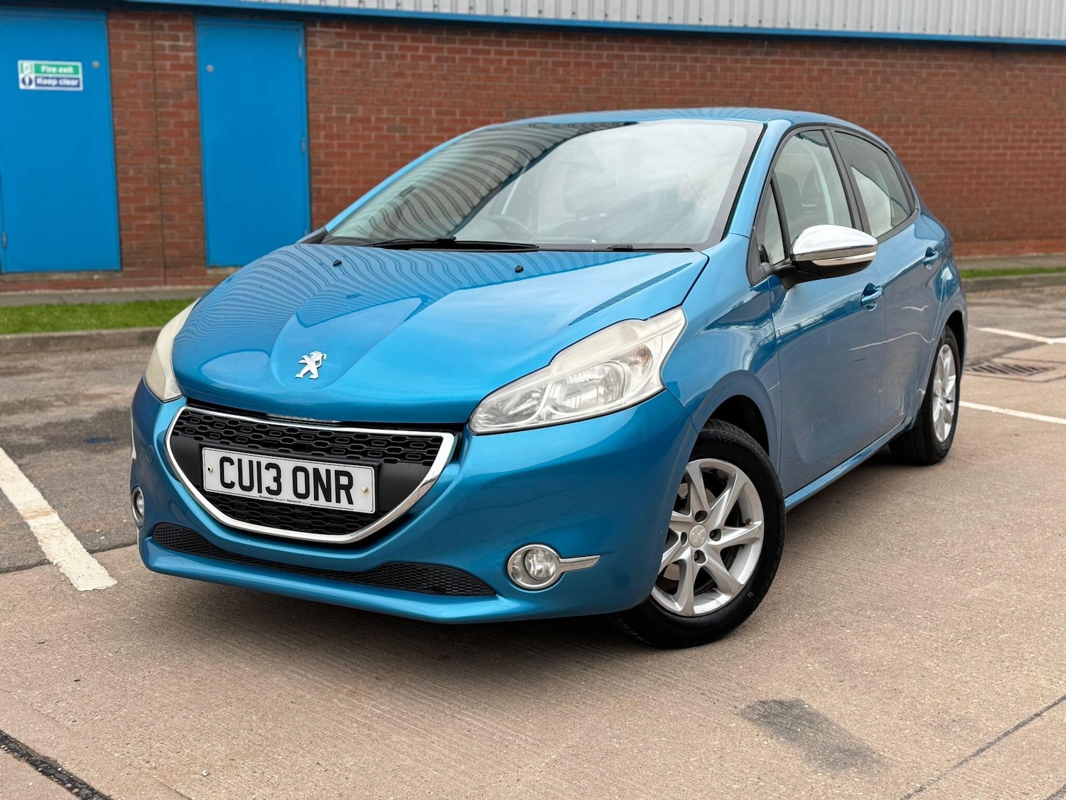 Used Peugeot 208 2013 for sale - 78058650: Photo 6