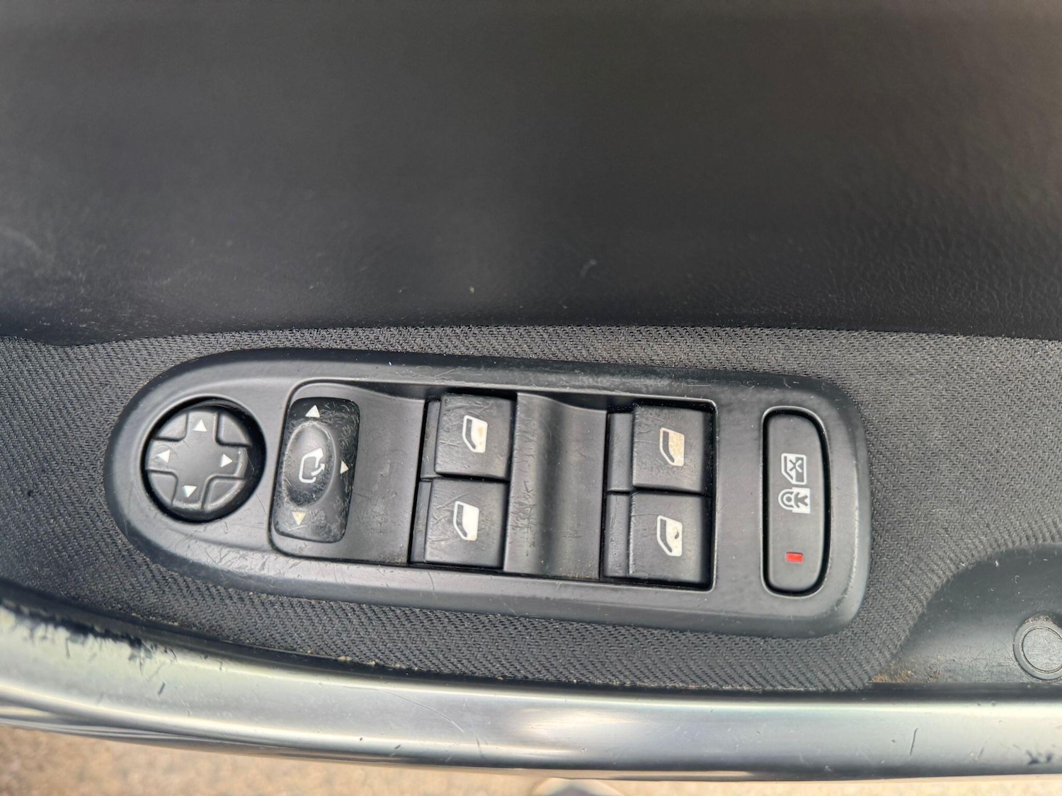 Used Peugeot 308 2014 for sale - 78204410: Photo 24