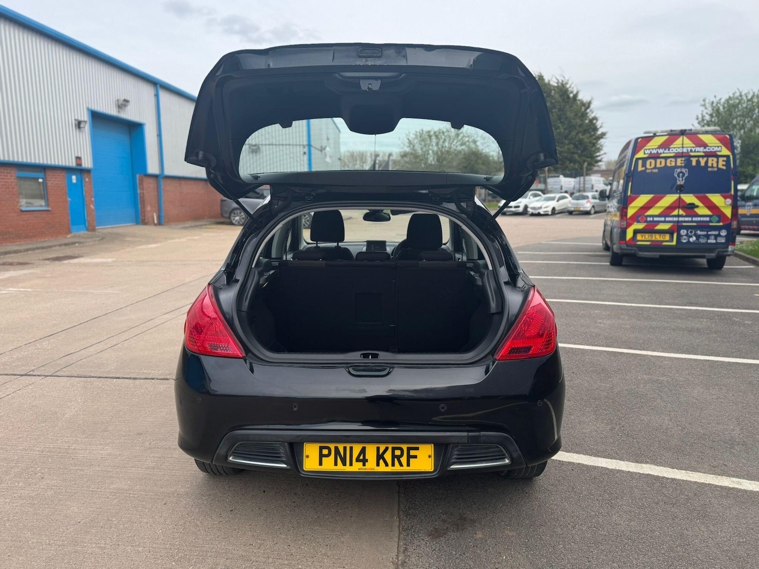 Used Peugeot 308 2014 for sale - 78204410: Photo 25