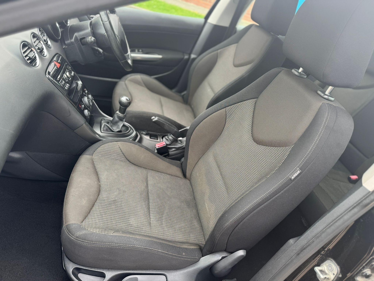 Used Peugeot 308 2014 for sale - 78204410: Photo 29