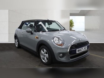 Used MINI Convertible 2017 for sale - 78230893: Photo