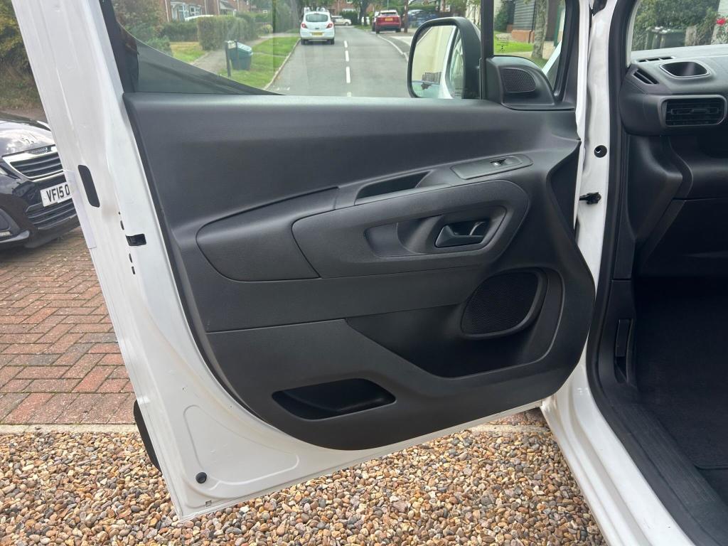 Used Vauxhall Combo 2020 for sale - 76723480: Photo 30