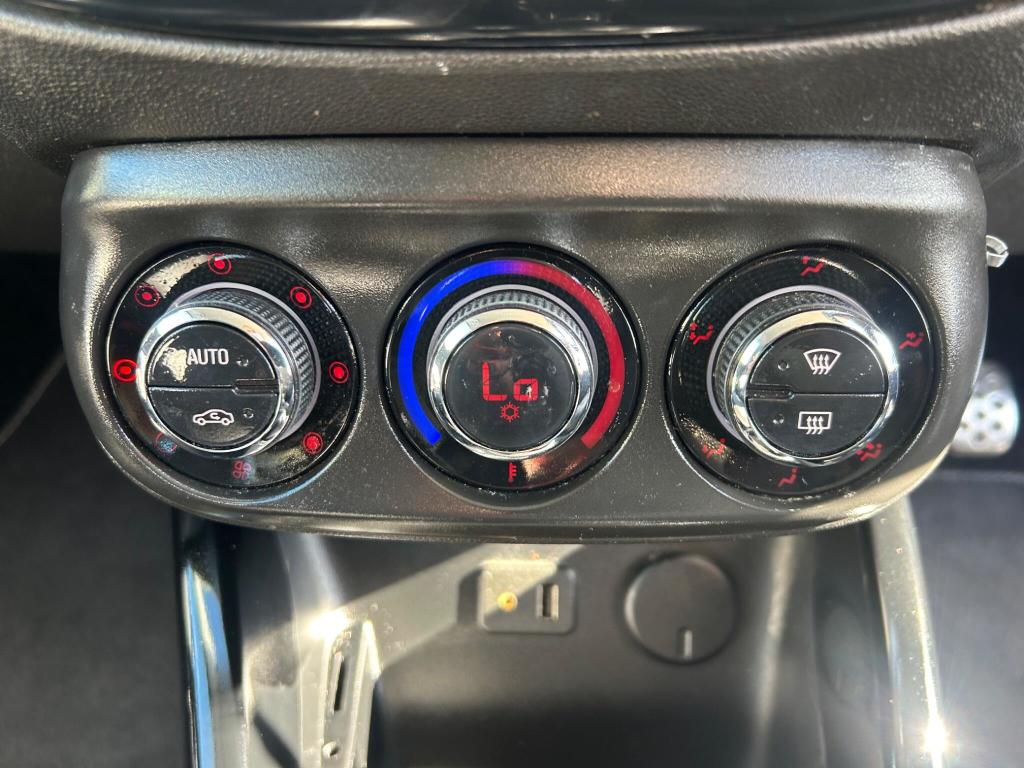 Used Vauxhall ADAM 2015 for sale - 76723451: Photo 16