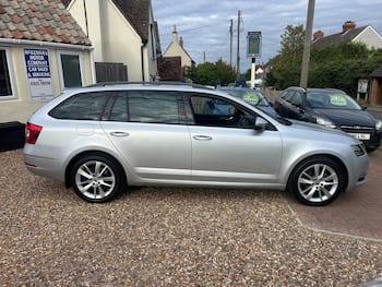 Used Skoda Octavia 2017 for sale - 79540162: Photo