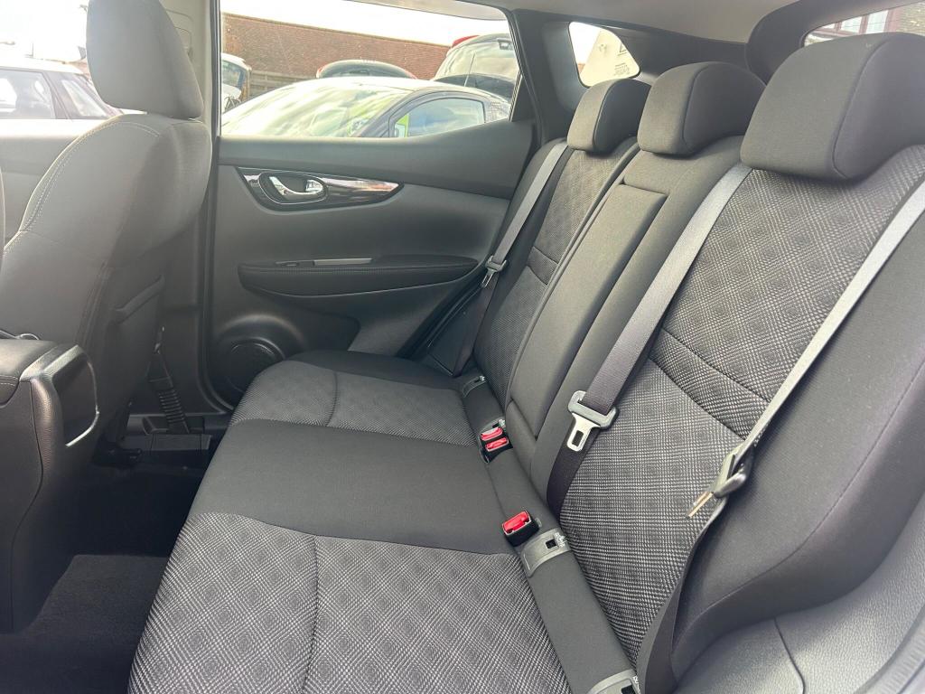 Used Nissan Qashqai 2015 for sale - 76723425: Photo 21