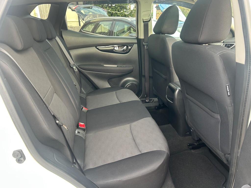 Used Nissan Qashqai 2015 for sale - 76723425: Photo 23