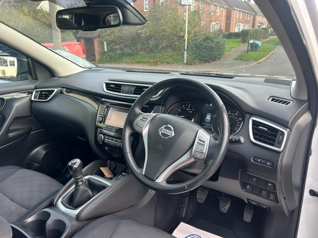 Used Nissan Qashqai 2015 for sale - 76723425: Photo 24