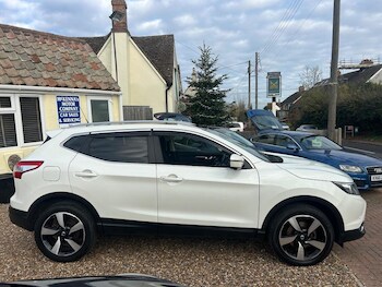 Used Nissan Qashqai 2016 for sale - 76723425: Photo