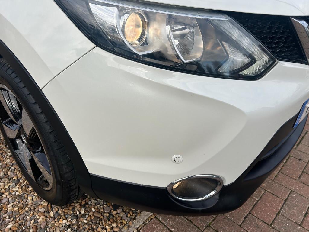 Used Nissan Qashqai 2015 for sale - 76723425: Photo 9