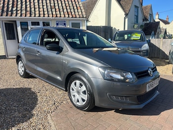 Used Volkswagen Polo 2011 for sale - 78276138: Photo