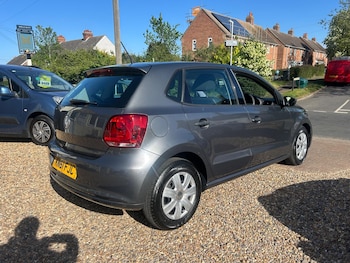 Used Volkswagen Polo 2011 for sale - 78276138: Photo