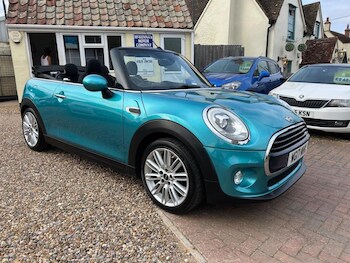 Used MINI Convertible 2017 for sale - 76723434: Photo