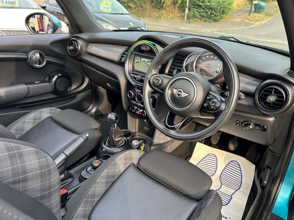 Used MINI Convertible 2017 for sale - 76723434: Photo 20