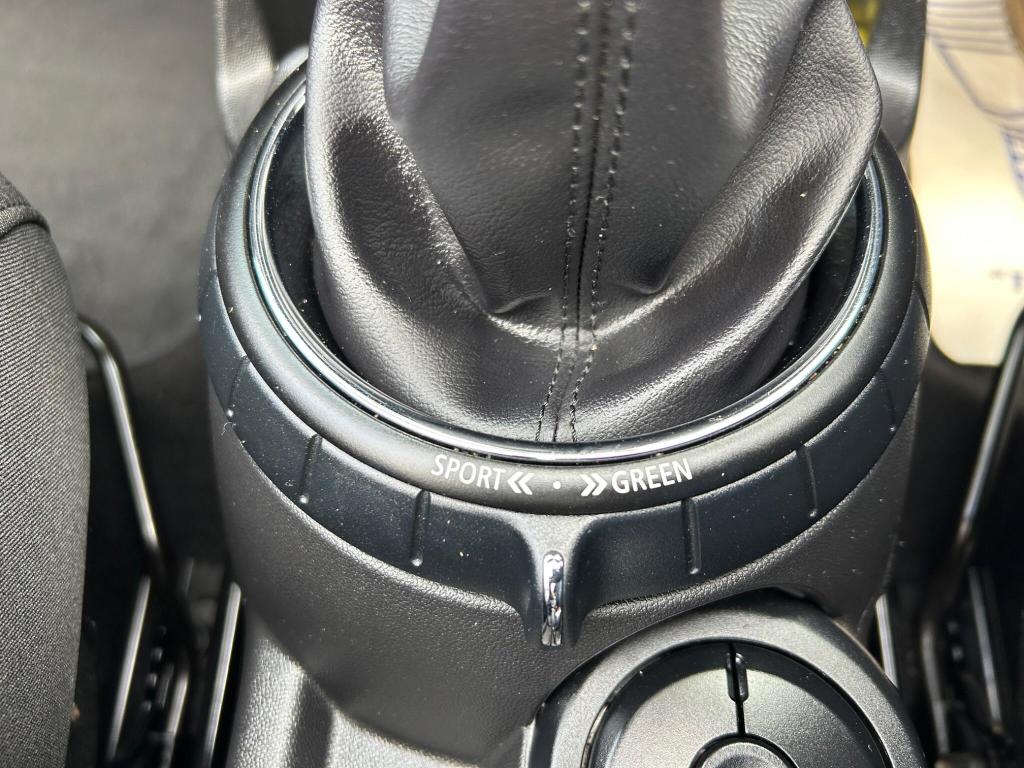 Used MINI Convertible 2017 for sale - 76723434: Photo 22