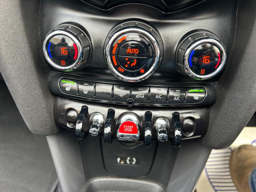 Used MINI Convertible 2017 for sale - 76723434: Photo 27