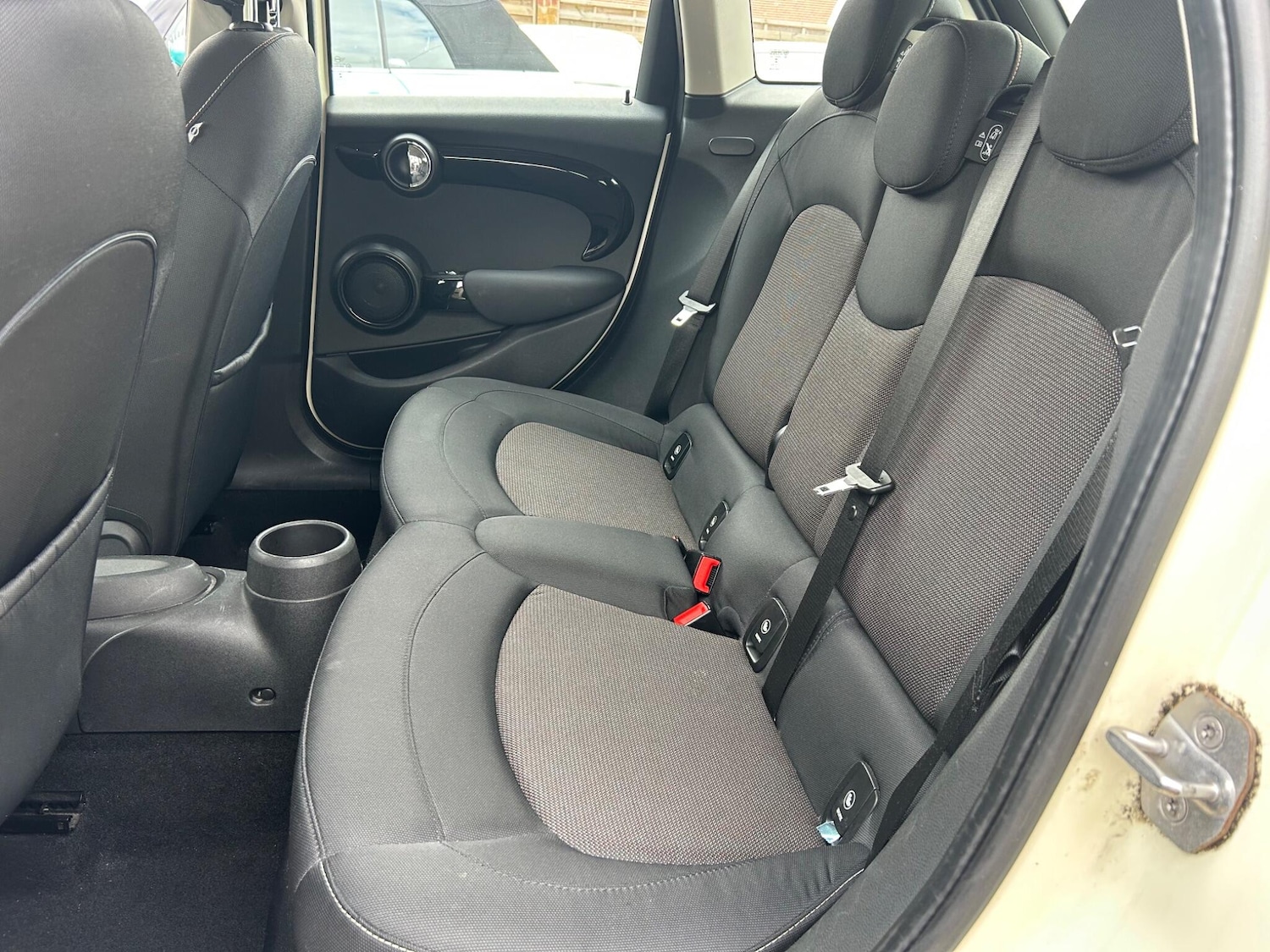 Used MINI Hatch 2015 for sale - 76936241: Photo 13