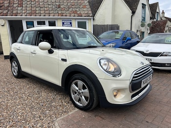 Used MINI Hatch 2015 for sale - 76936241: Photo