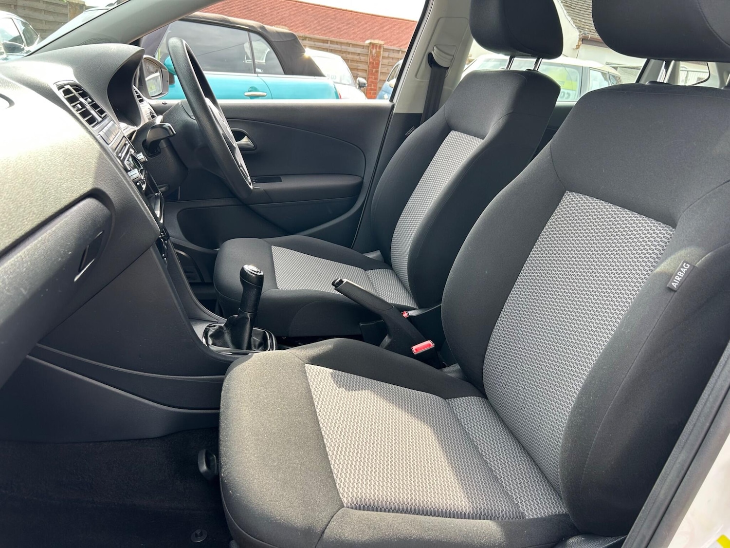 Used Volkswagen Polo 2012 for sale - 76936394: Photo 14